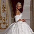 The Importance of Designer Clothing in High-End Wedding Planning